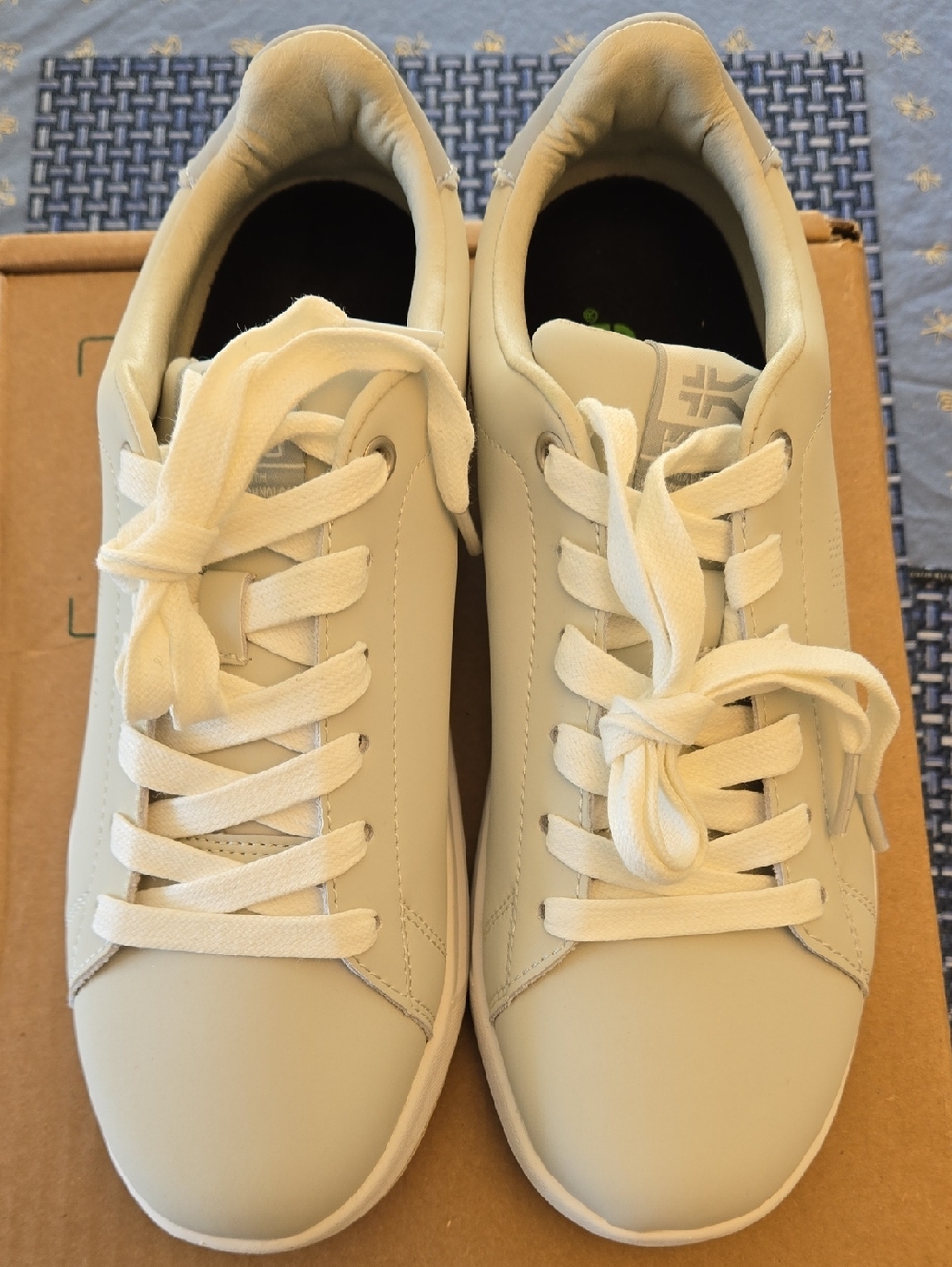 ROAM Women's Shoes - Bone Gray & Cloud Gray 8.5 Med Leather NIB